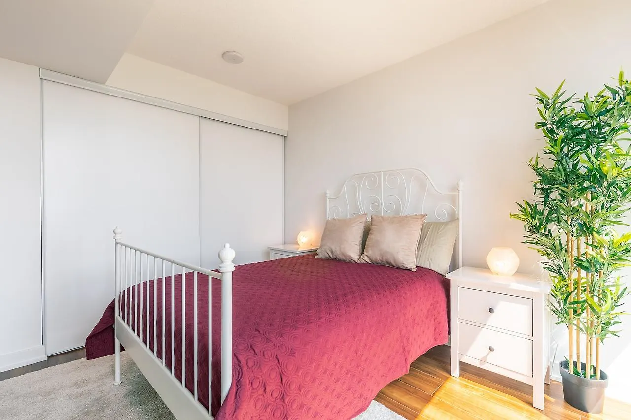 Simply Comfort. Amazing Downtown Apartments Toronto