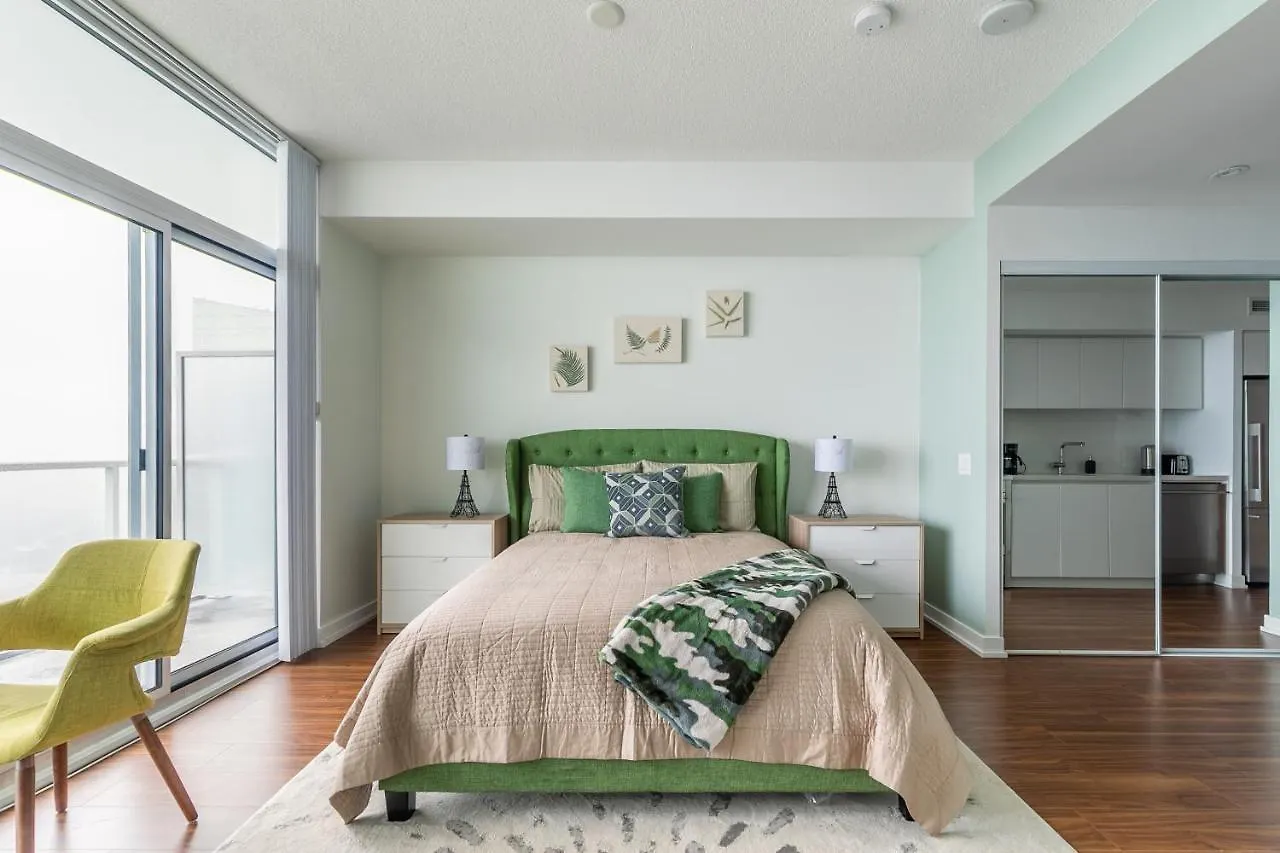 Simply Comfort. Amazing Downtown Apartments Toronto 0*,  Canadá