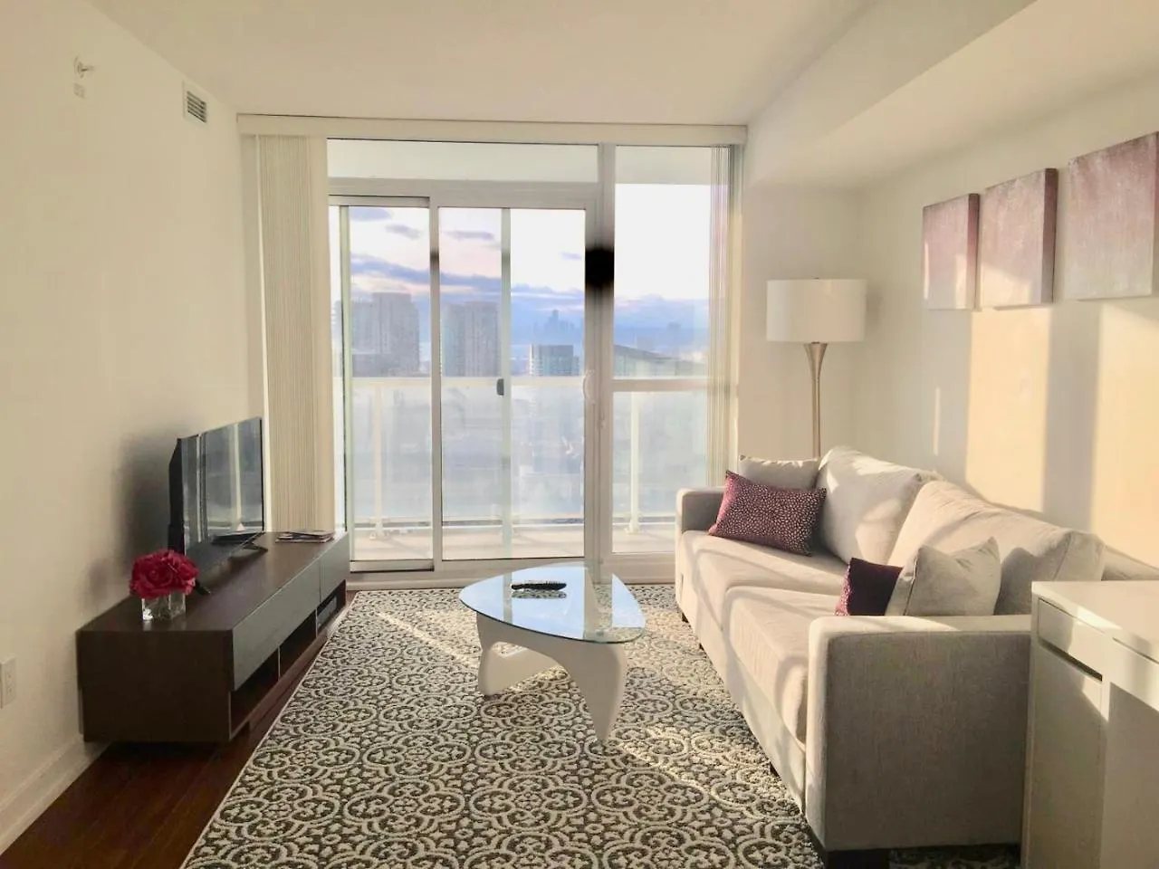 Simply Comfort. Amazing Downtown Apartments Toronto 0*,